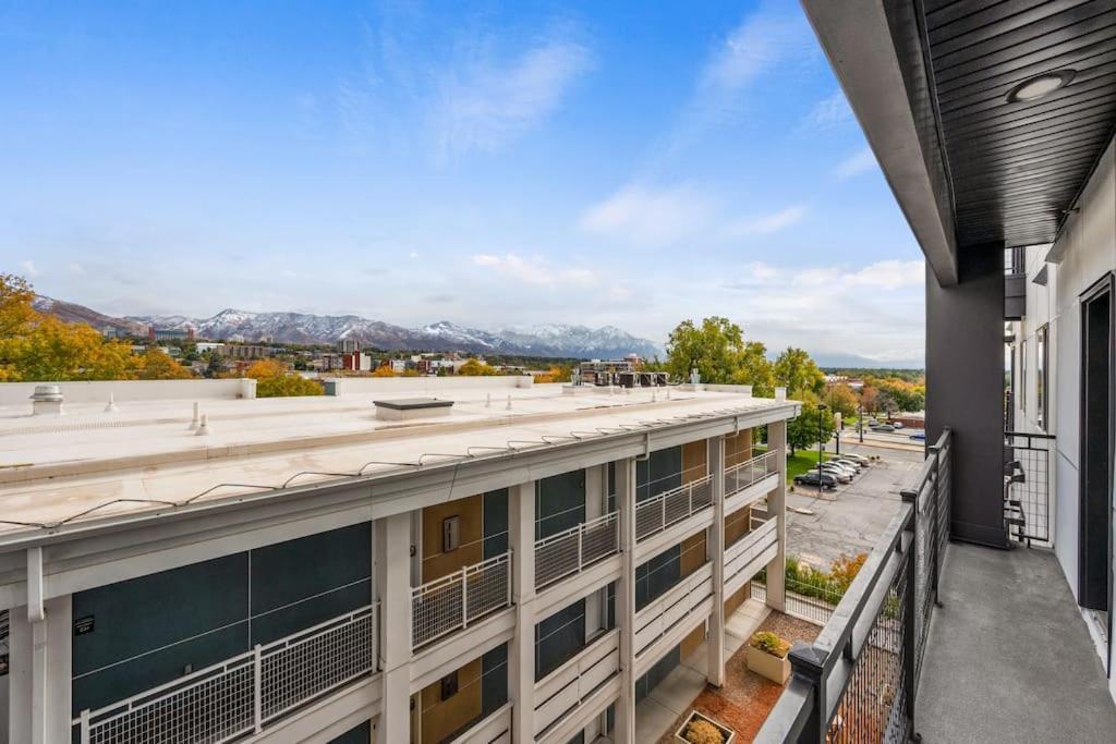 Apartment View Boho Stocked W Everything Need Salt Lake City